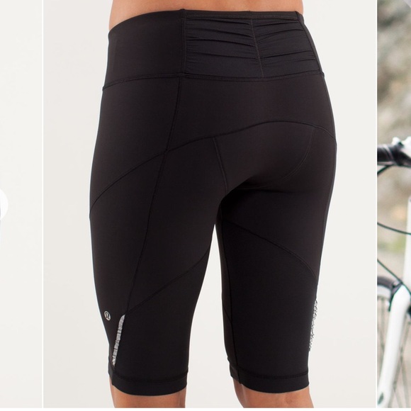 Lululemon Presta Padded Short Black - Picture 2 of 9